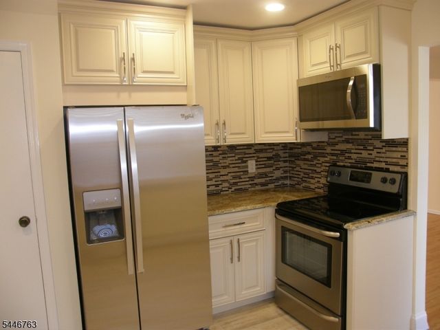 768 Springfield Ave B 3 B 3, Summit City, NJ 07901