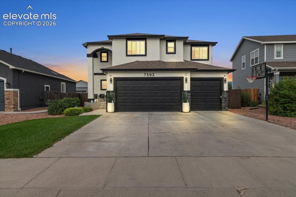 7502 Peachleaf Drive, Colorado Springs, CO 80925 — exterior