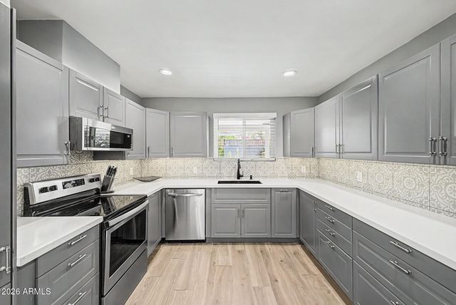 139 E HEATHER Avenue, Gilbert, AZ 85234