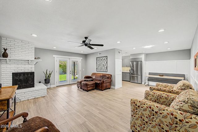 139 E HEATHER Avenue, Gilbert, AZ 85234