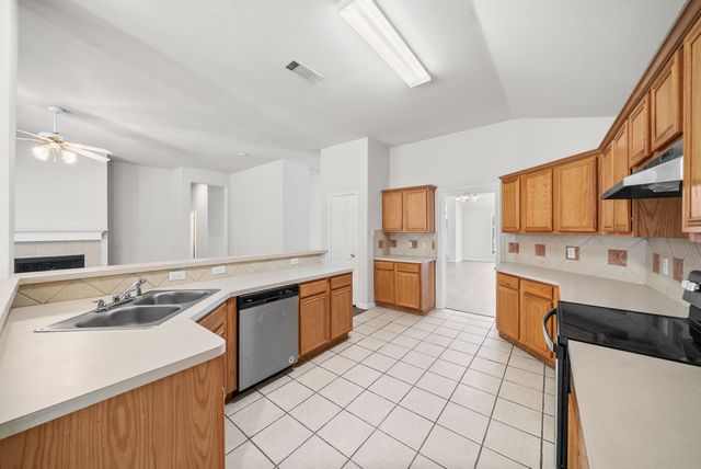 6507 Watch Hill Court, Arlington, TX 76002