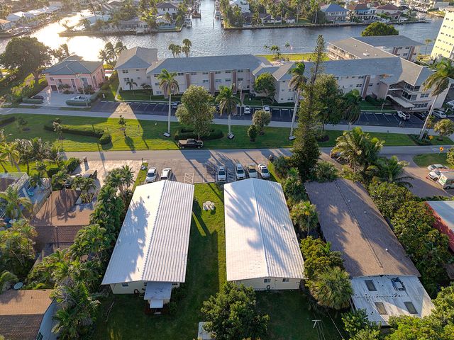 742 SE 19th Avenue, Deerfield Beach, FL 33441