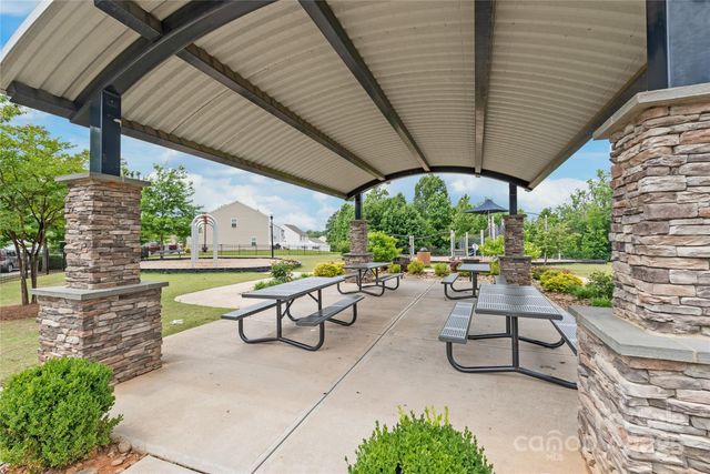 2340 Lanza Drive, Charlotte, NC 28215