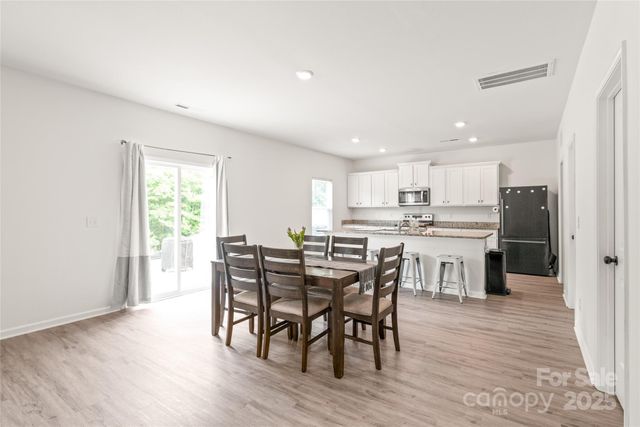 2340 Lanza Drive, Charlotte, NC 28215