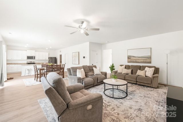 2340 Lanza Drive, Charlotte, NC 28215