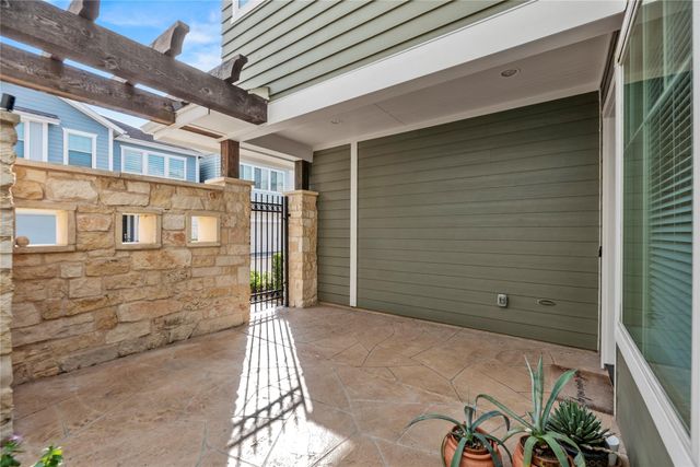 8910 Highgate Lane, Houston, TX 77080