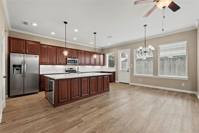 8910 Highgate Lane, Houston, TX 77080