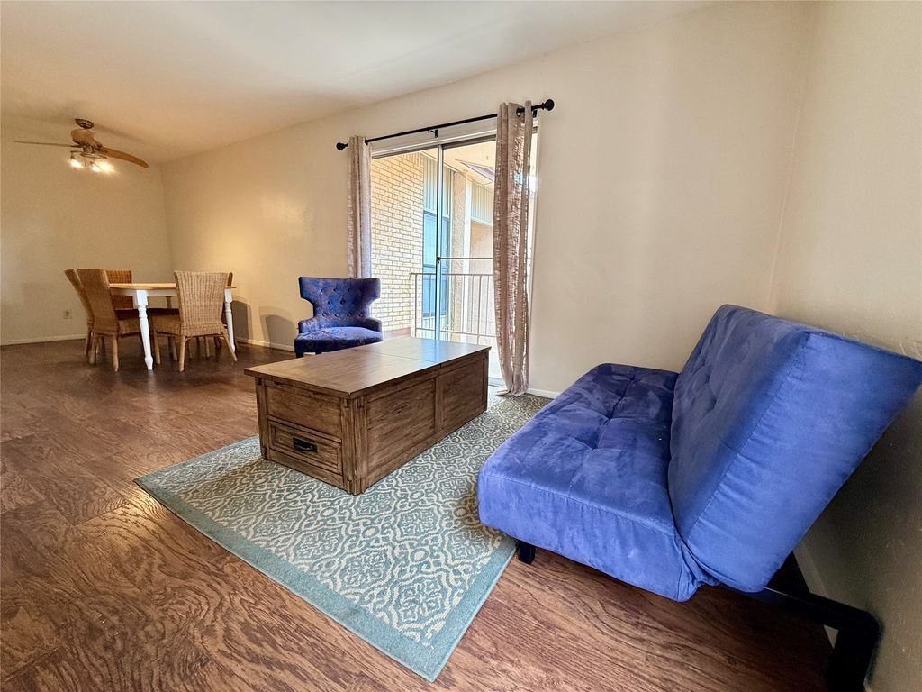 12818 Midway Road 2078, Dallas, TX 75244