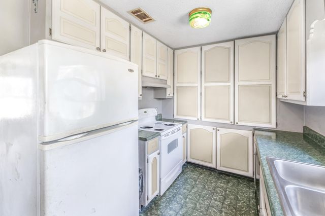 353 Florence Drive, Defuniak Springs, FL 32433