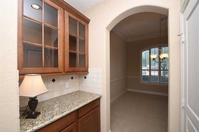 5803 Oakdale Meadows, Spring, TX 77379