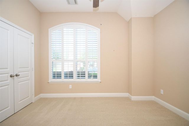 5803 Oakdale Meadows, Spring, TX 77379