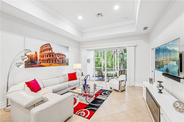 7859 Sanctuary CIR 2, Naples, FL 34104