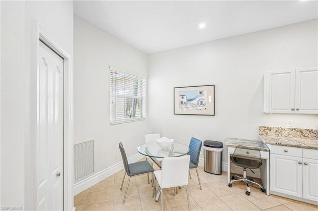 7859 Sanctuary CIR 2, Naples, FL 34104