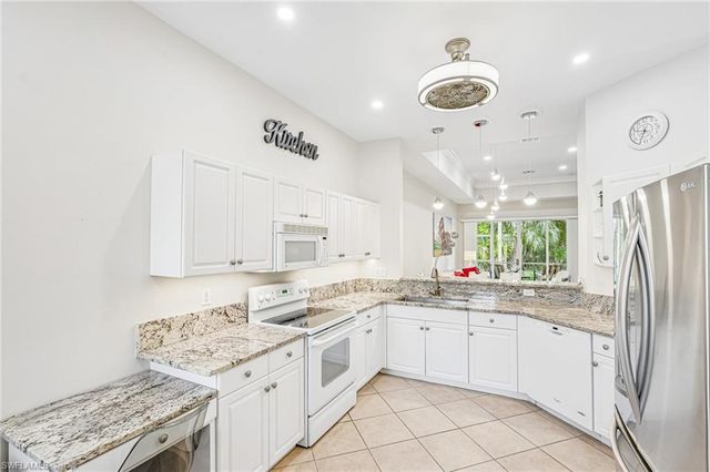 7859 Sanctuary CIR 2, Naples, FL 34104