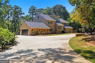 3680 Lamplighter Cove Road, Gainesville, GA 30504