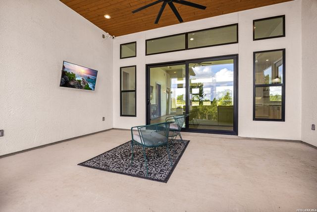 576 ROSEMARY RIDGE DR, Bulverde, TX 78163