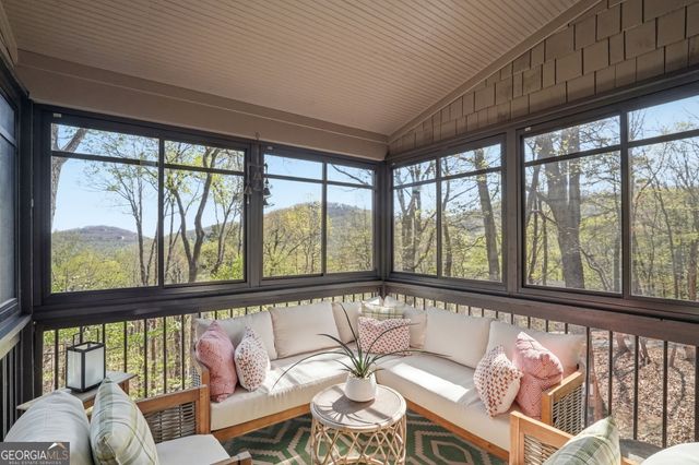 229 Teaberry Lane, Jasper, GA 30143
