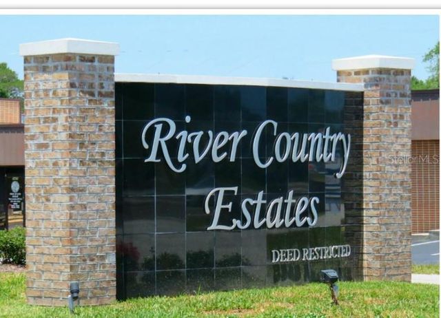 8057 DELAWARE DRIVE, Weeki Wachee, FL 34607