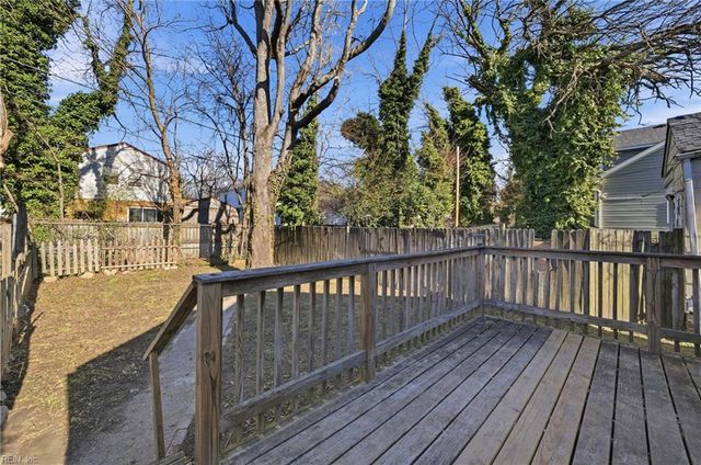 1215 26th ST, Newport News, VA 23607