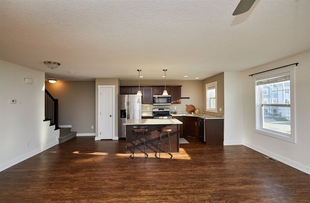 2714 NW Lois Lane, Ankeny, IA 50023