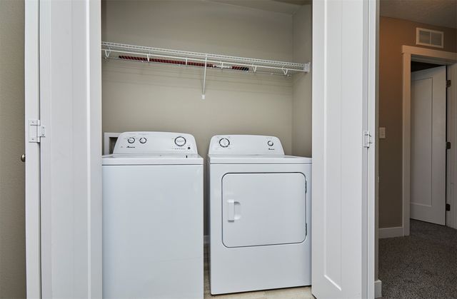 2714 NW Lois Lane, Ankeny, IA 50023