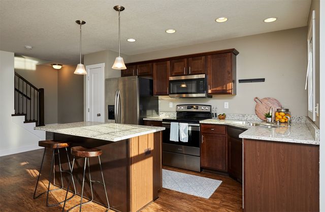 2714 NW Lois Lane, Ankeny, IA 50023