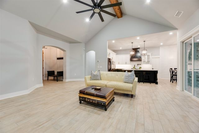 11979 Chisum Road, Sanger, TX 76266