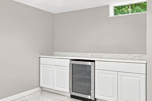 3 Aladdin Road, Windham, NH 03087