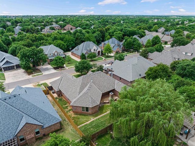 525 Celtic Court, Edmond, OK 73025