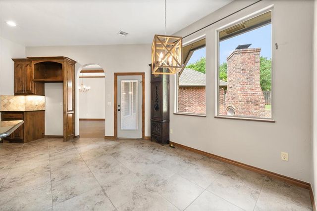 525 Celtic Court, Edmond, OK 73025