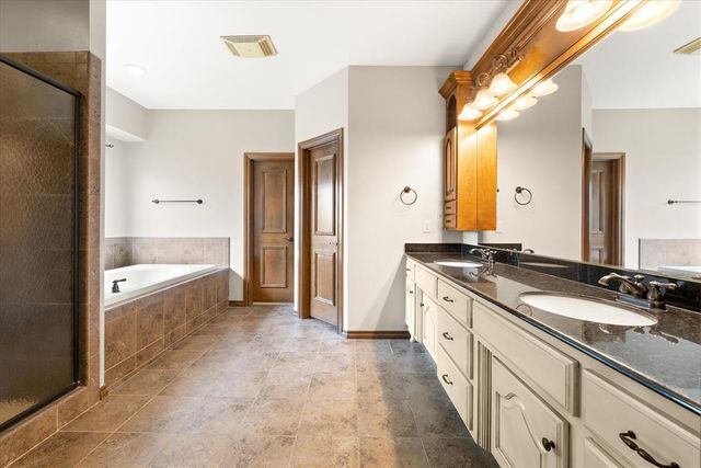 525 Celtic Court, Edmond, OK 73025