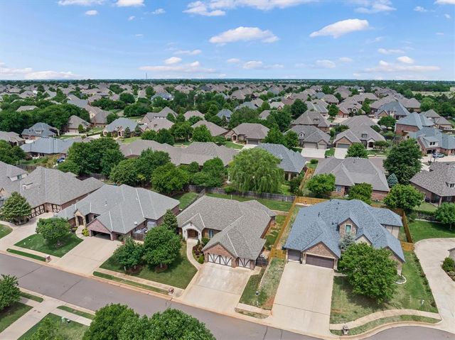 525 Celtic Court, Edmond, OK 73025