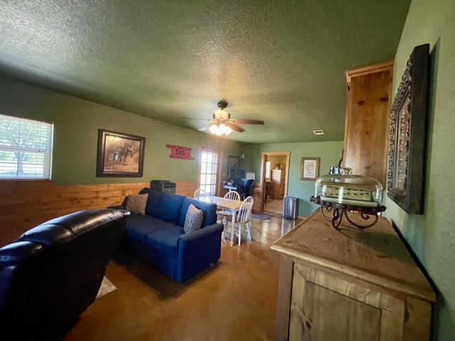 1746 CR 4522, Decatur, TX 76234