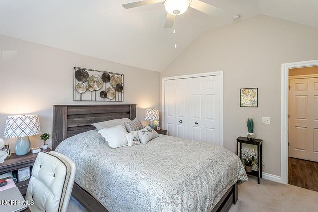 5956 Pine Tree Place, Sylvania, OH 43560