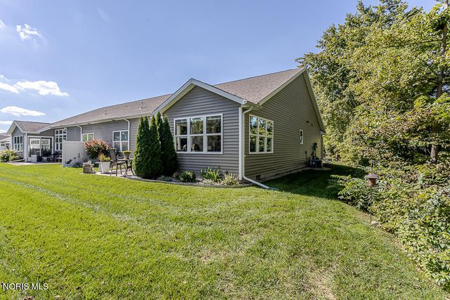 5956 Pine Tree Place, Sylvania, OH 43560