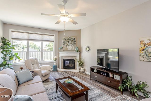 5956 Pine Tree Place, Sylvania, OH 43560