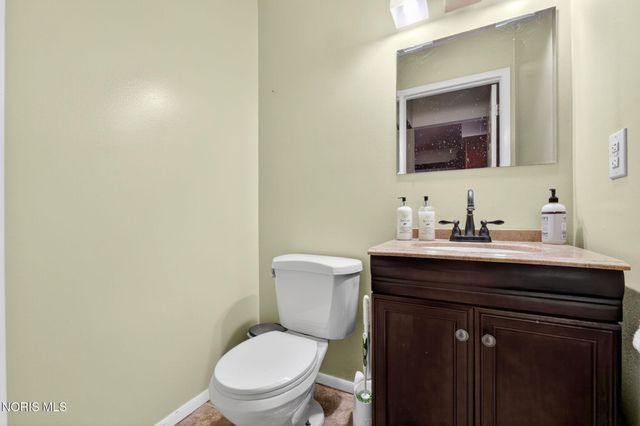 10325 Cliffwood Road, Perrysburg, OH 43551