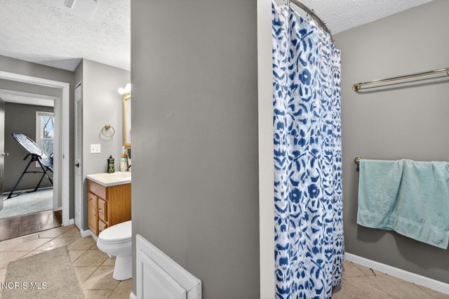 10325 Cliffwood Road, Perrysburg, OH 43551