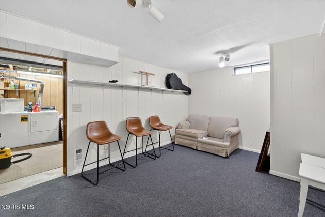 10325 Cliffwood Road, Perrysburg, OH 43551