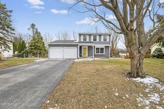 10325 Cliffwood Road, Perrysburg, OH 43551