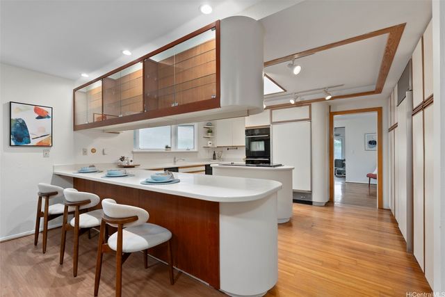 824 N Kalaheo Avenue A, Kailua, HI 96734