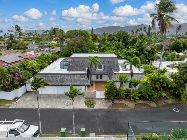 824 N Kalaheo Avenue A, Kailua, HI 96734