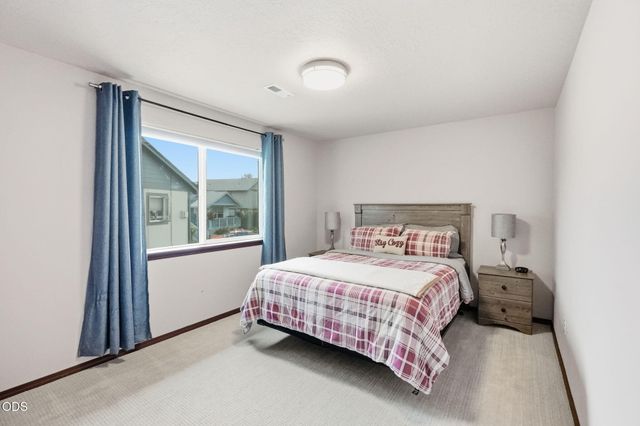 62898 Bilyeu Way, Bend, OR 97701
