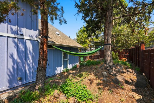 62898 Bilyeu Way, Bend, OR 97701