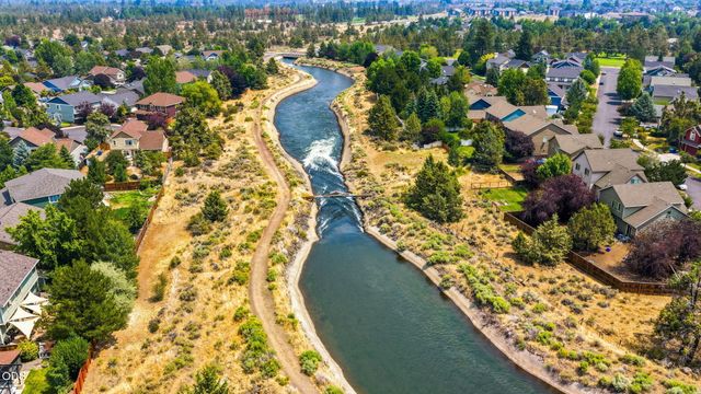 62898 Bilyeu Way, Bend, OR 97701