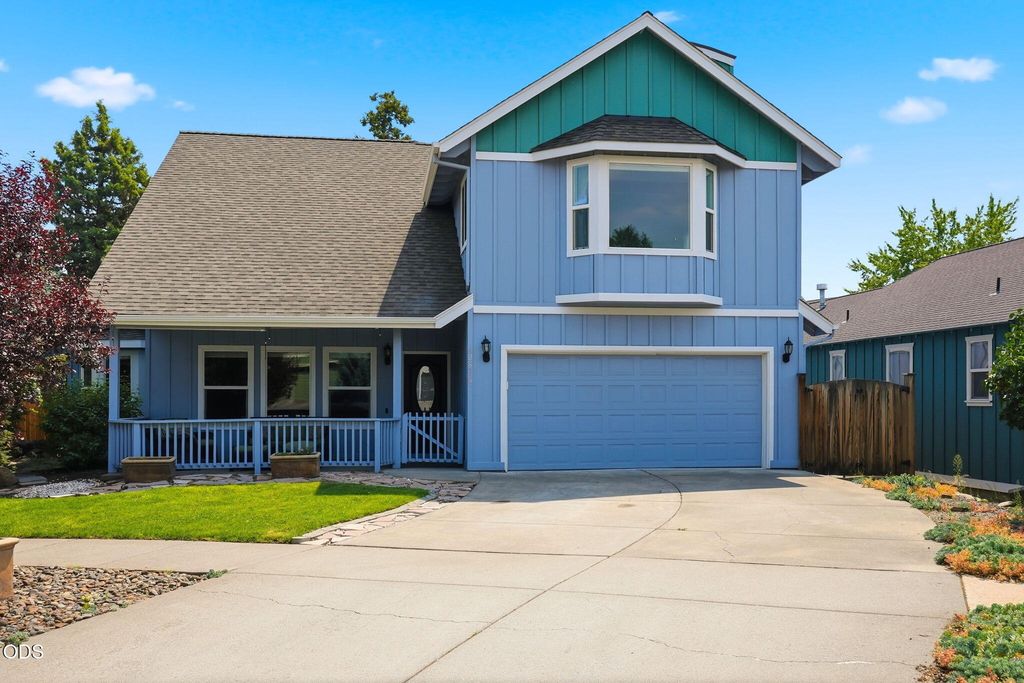 62898 Bilyeu Way, Bend, OR 97701