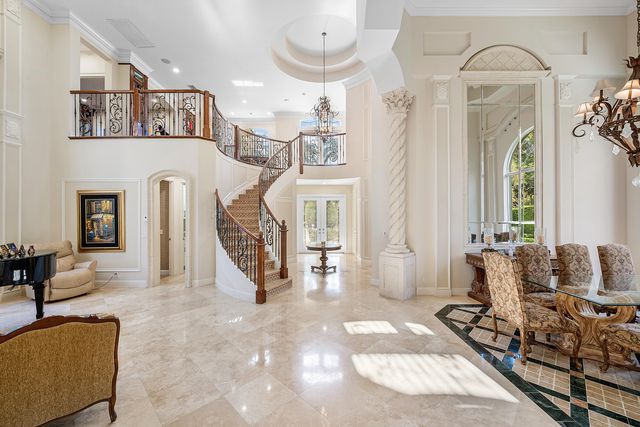 8927 Oakland Hills Drive, Delray Beach, FL 33446