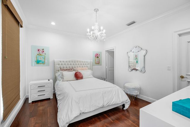 8927 Oakland Hills Drive, Delray Beach, FL 33446