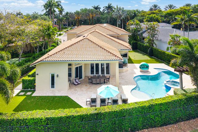 8927 Oakland Hills Drive, Delray Beach, FL 33446