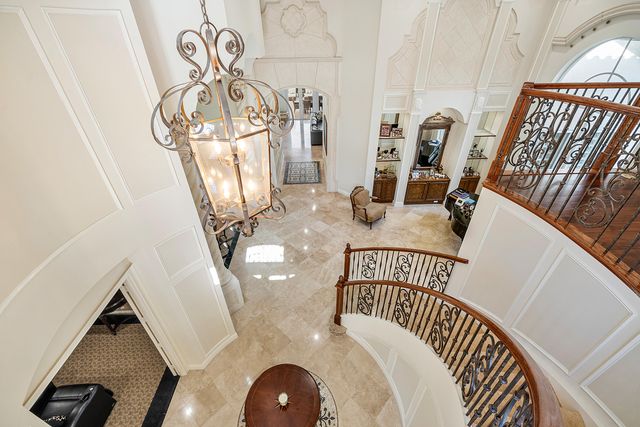 8927 Oakland Hills Drive, Delray Beach, FL 33446